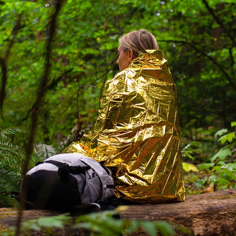 First Aid Bug Out Emergency Light Mylar Foil Space Blanket - Walmart.com