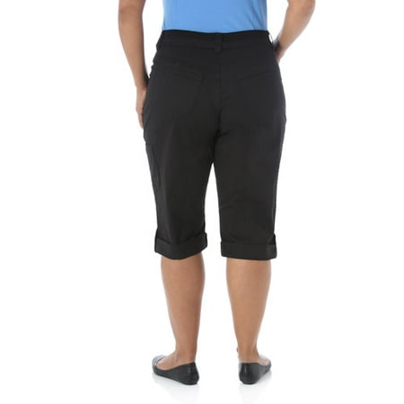 Lee Riders - Women's Plus-Size Lightweight Cargo Capri Pants - Walmart ...
