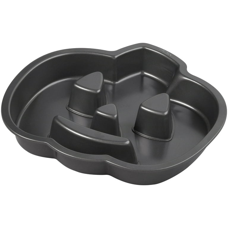 Halloween Non-Stick Pumpkin-Shaped Cake Pan, 11 x 10-Inch - Wilton