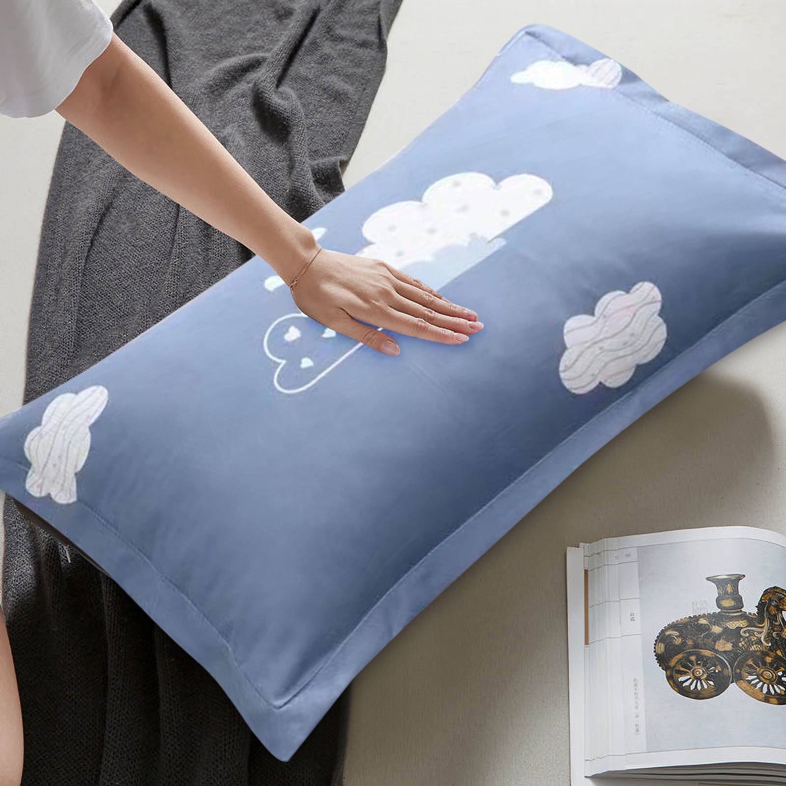Ultra Flat Pillows for Sleeping Thin, 7D High Support 2.5 inch Height Ultra Thin Pillows,Slim Bed Pillows for Stomach Sleeper,Standard Size -18x26 in