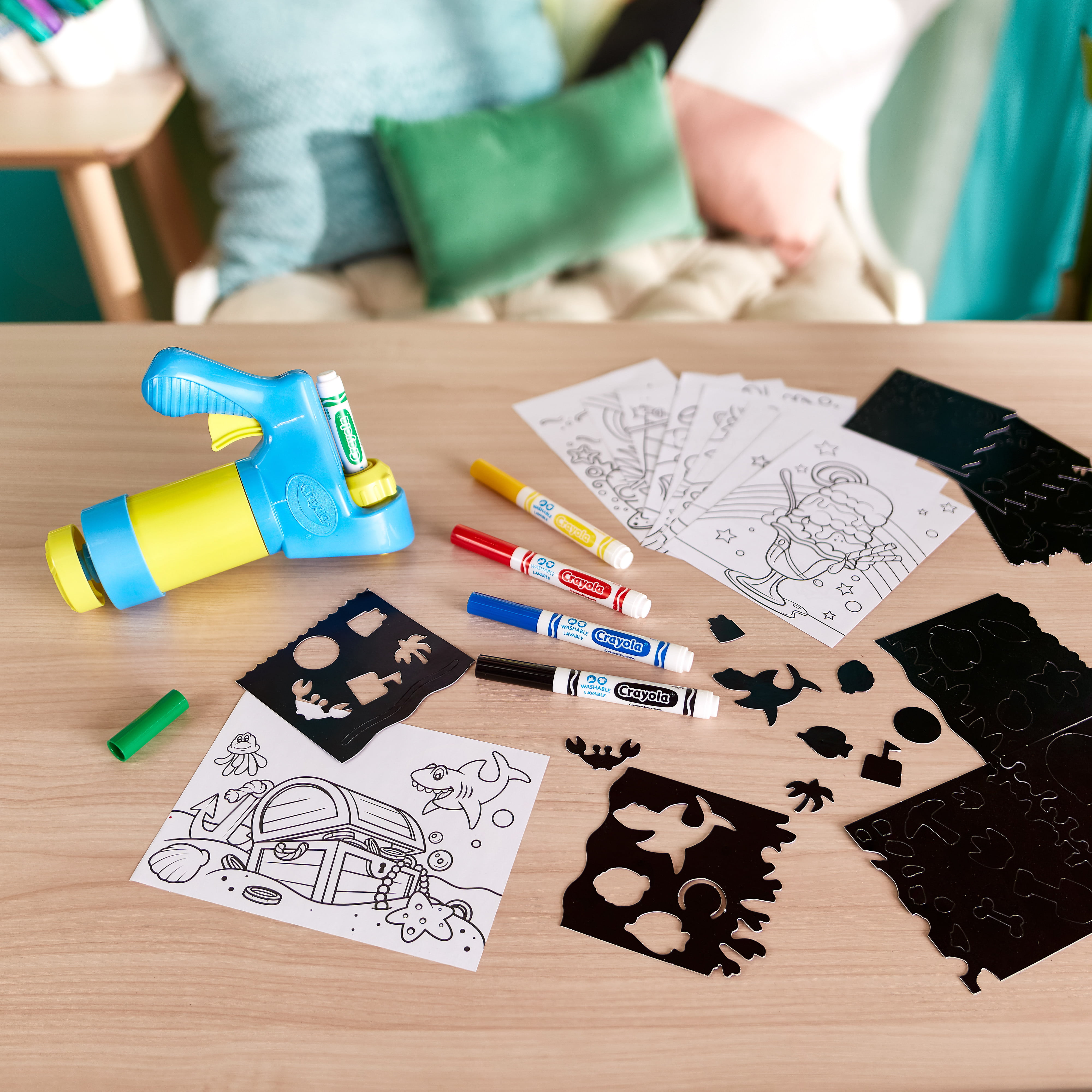  Crayola Mini Marker Sprayer, Marker Airbrush Kit, Gift for Kids,  7, 8, 9, 10 : Toys & Games