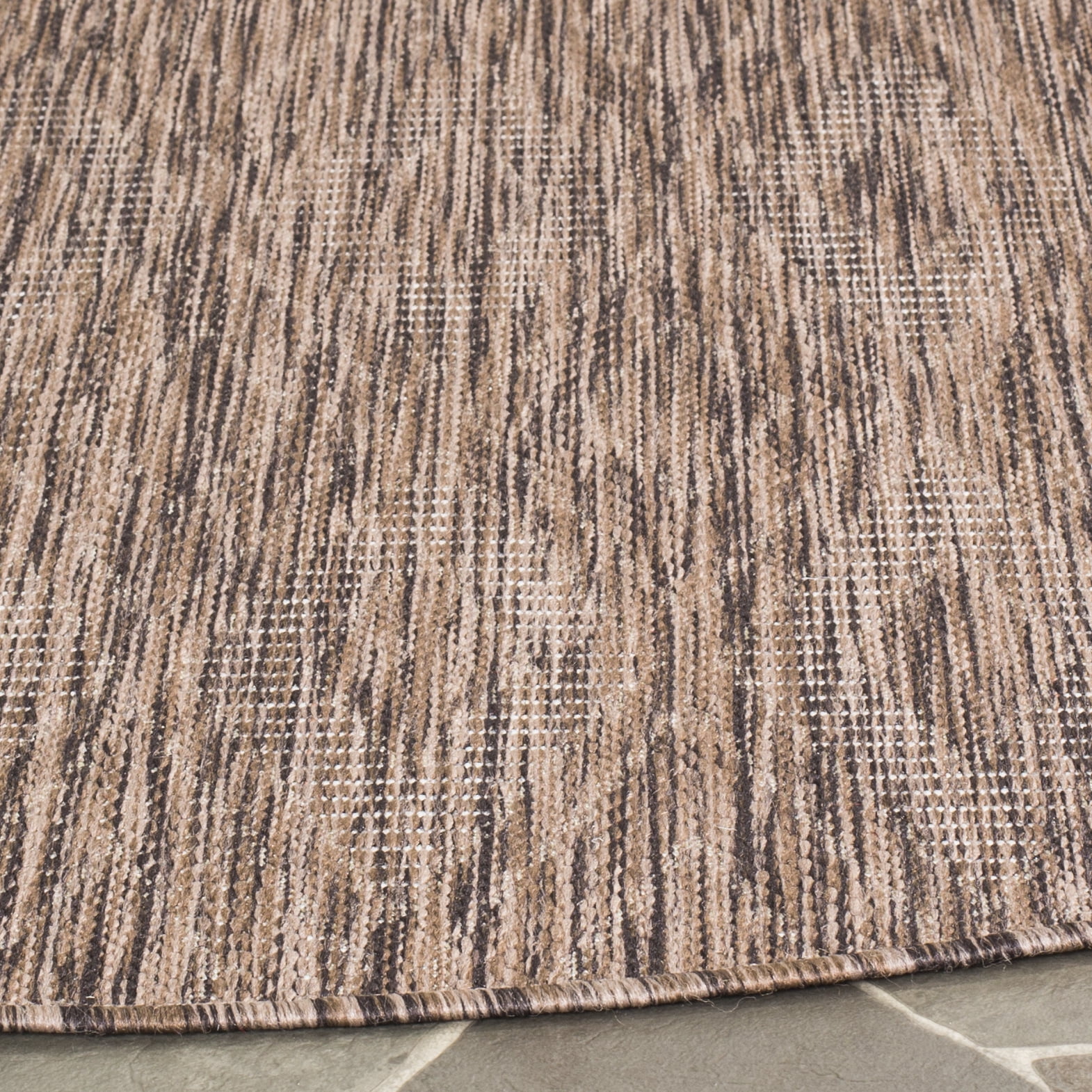 Safavieh Courtyard Teodor Geometric Indoor/Outdoor Area Rug, Brown, 4' x 4' Round