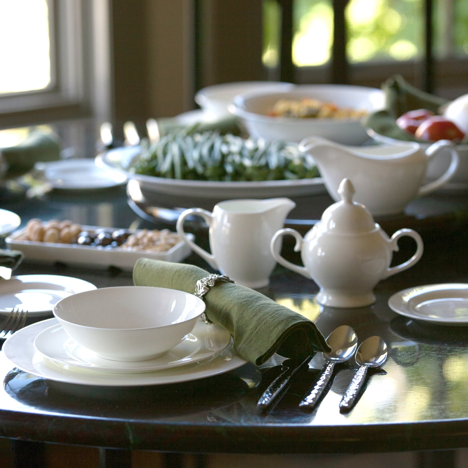 10 Strawberry Street Round Rim Fine Bone China 32-Piece Dinnerware Set by 10 Strawberry Street