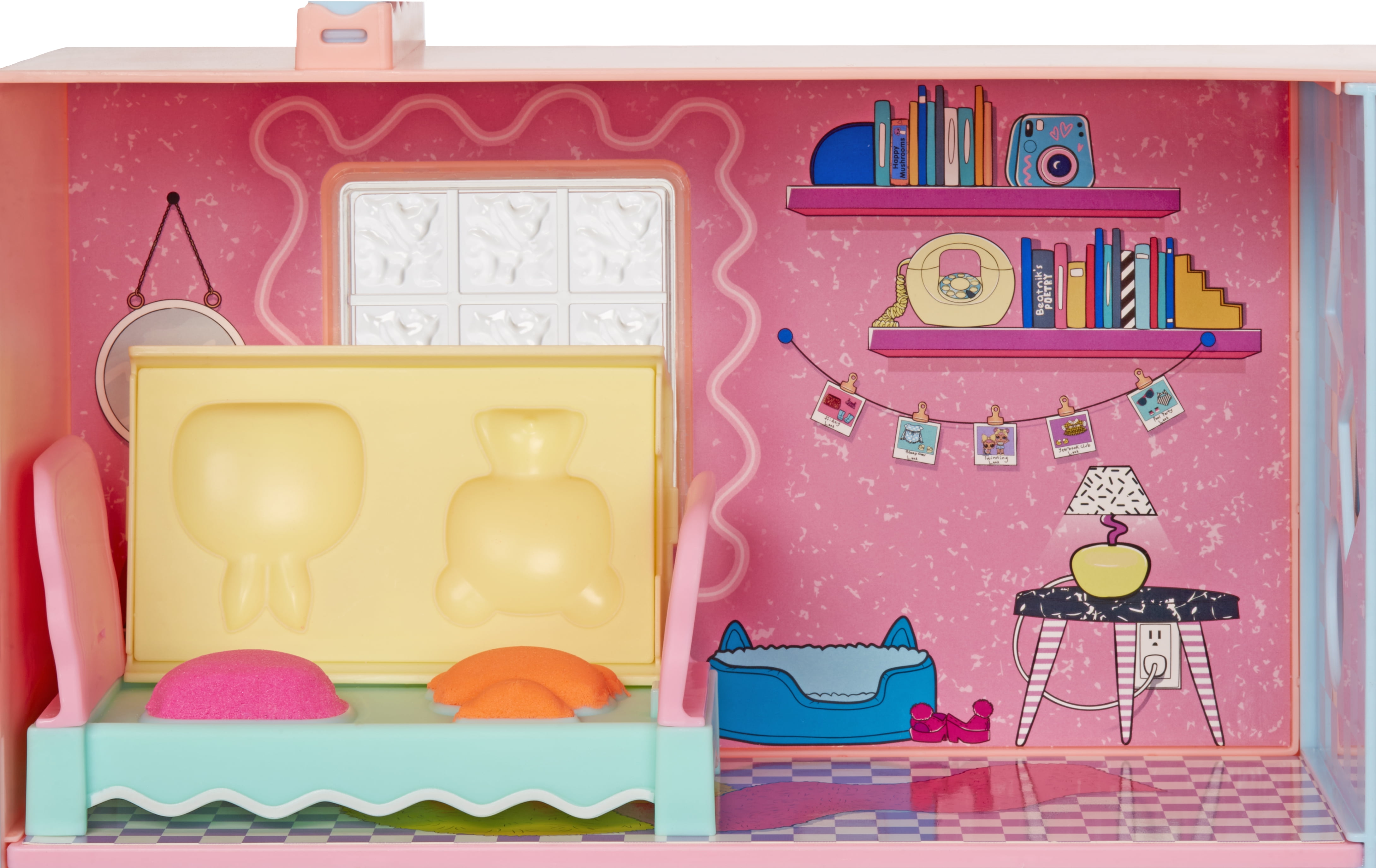 LOL Surprise Squish Sand Magic House with Tot Playset with Collectible Doll, Squish Sand, Surprises, Accessories, Girls Gift Age 4+