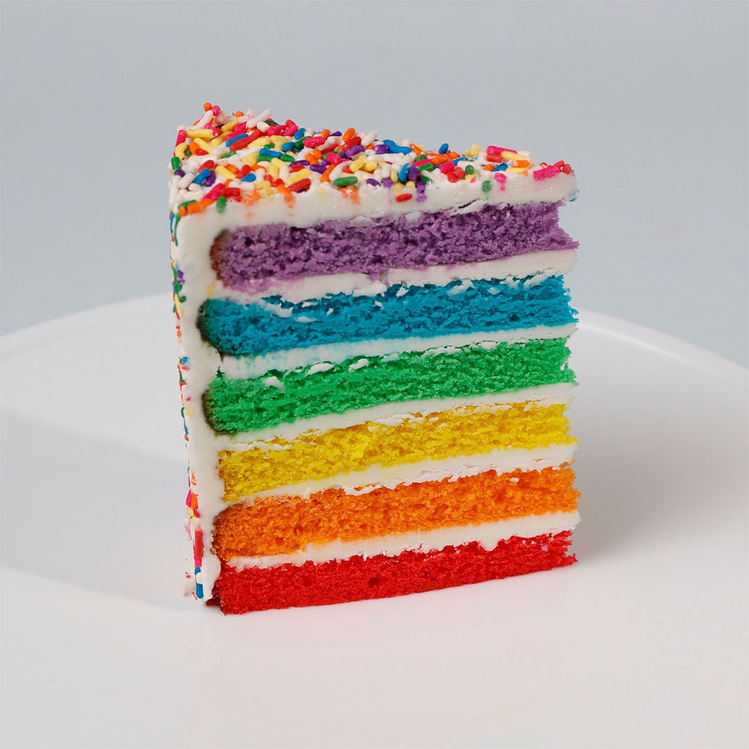 Carlo's Bakery Rainbow Cake Slice, Vanilla Cake with Sweet Vanilla Icing, 7.4 oz, 1 Count, Refrigerated