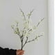 thumbnail image 3 of Arreglo floral artificial con ramas de flor de durazno for sala de estar, mesa de comedor, arreglo floral de simulación, 3 of 4