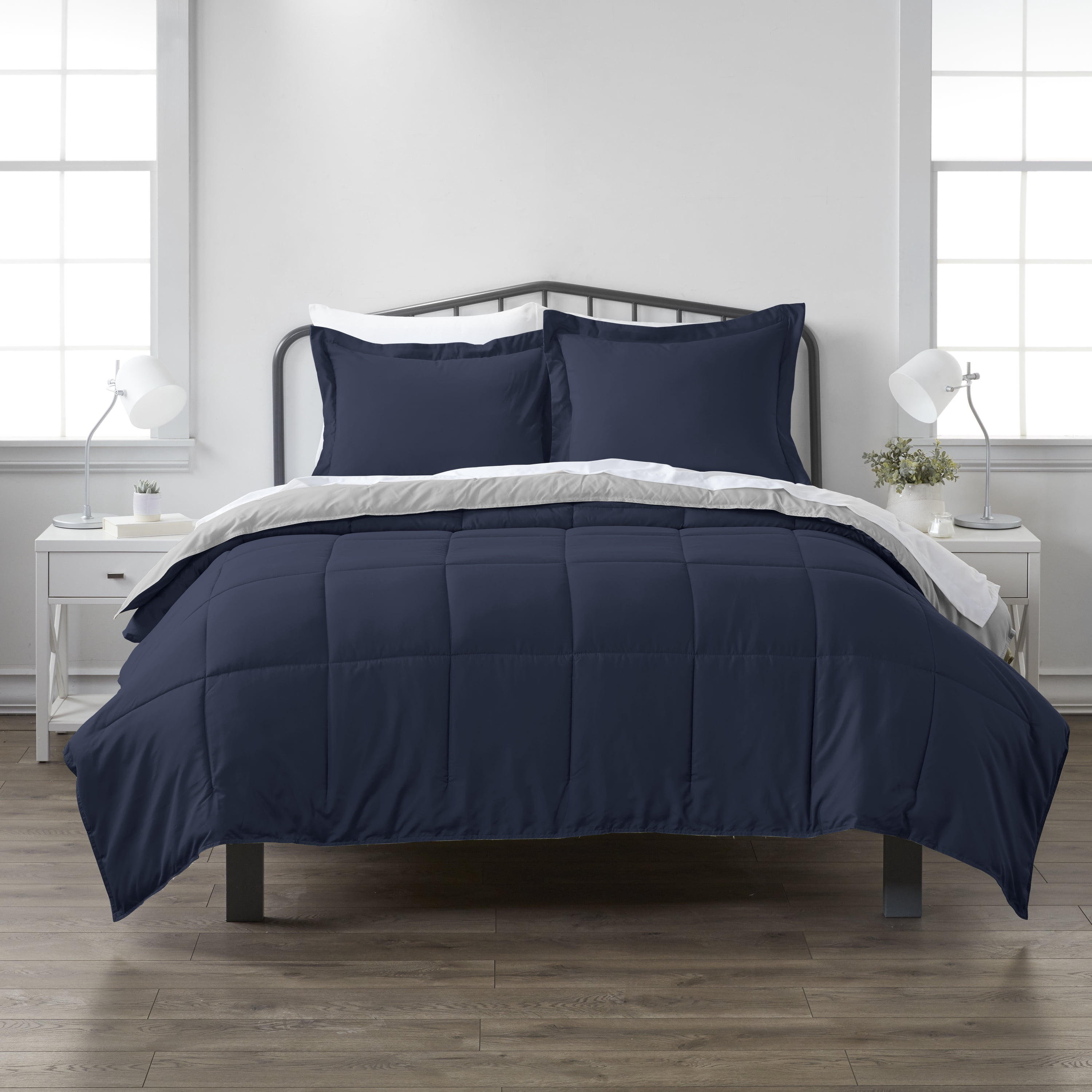 Noble Linens Soft 3-Piece Navy & Gray Reversible All Season Lightweight Down Alternative Comforter Set, King/Cal King