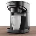 thumbnail image 3 of Cafetera Indiviudal Filtro Lavable Negra BVSTDCDR2B013 Oster OSTER Cafetera personal Oster® BVSTDCDR2B Negro con taza, 3 of 4