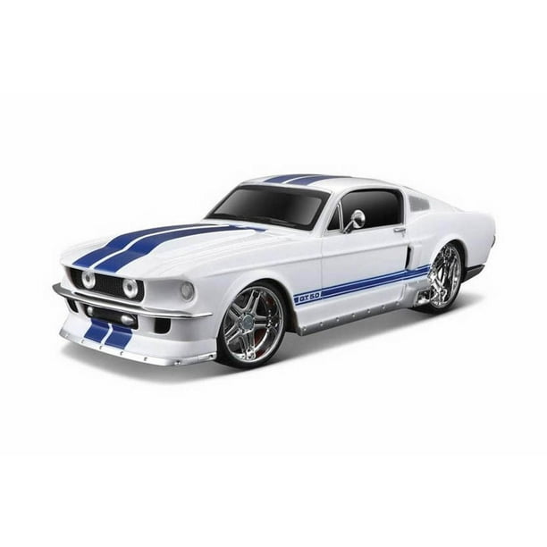 1967 Ford Mustang GT, White w/ Stripes Maisto 31094W 1/24 Scale Diecast Model Toy Car