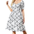 thumbnail image 2 of Triangles blanco y negro Vestido de manga corta Vestidos de novia Ropa estética Vestidos de baile, 2 of 7