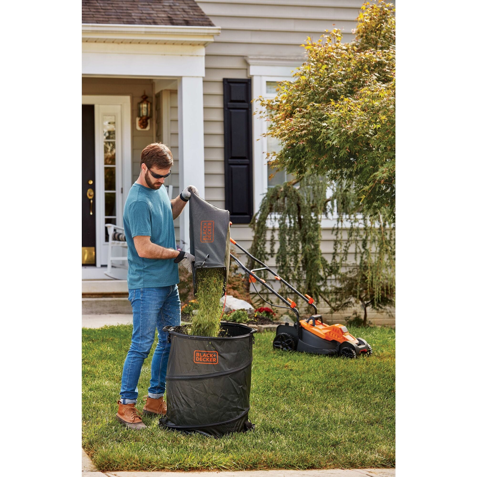 BLACK+DECKER 15 Inch Corded Electric Push Mower with Comfort Grip Handle