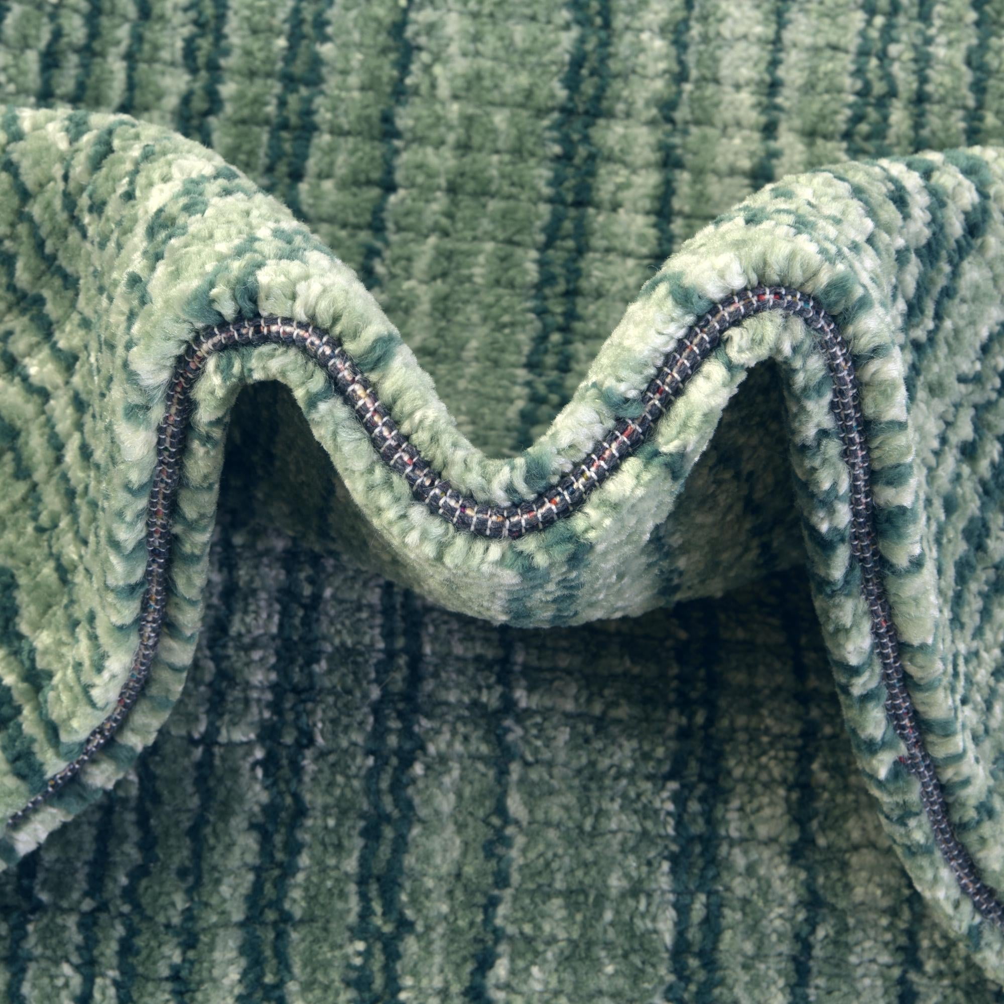 Rugs.com Gemstone Collection Rug – 9' 8 Square Green Medium Rug Perfect For Living Rooms, Kitchens, Entryways