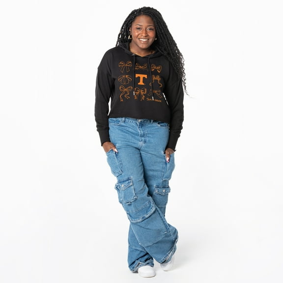 Women's ZooZatz Black Tennessee Volunteers Cropped Pullover Hoodie