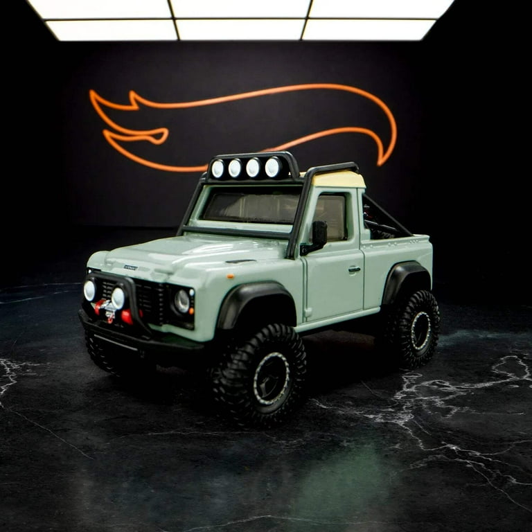 Elite 64 Series Land Rover Defender 90 Pickup – Mattel Creations
