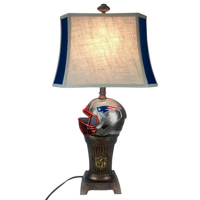 Imperial Fan Shop 720801581118 32 in. New England Patriots NFL Trophy Lamp