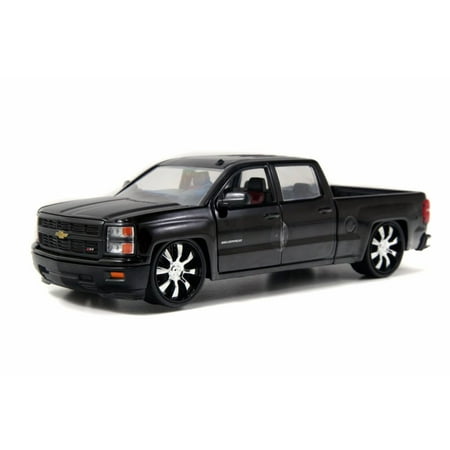Silverado Chevy Scale Model 2014 Chevy Silverado Pickup, Black - Jada Toys 97027 - 1/24 scale Diecast Model Toy Car (Brand New, but NOT IN BOX) ()