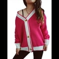 thumbnail image 2 of Suéter de Punto Acanalado con Cuello en V Extragrande y Botones en Contraste para Mujer Rosa Roja M, 2 of 10