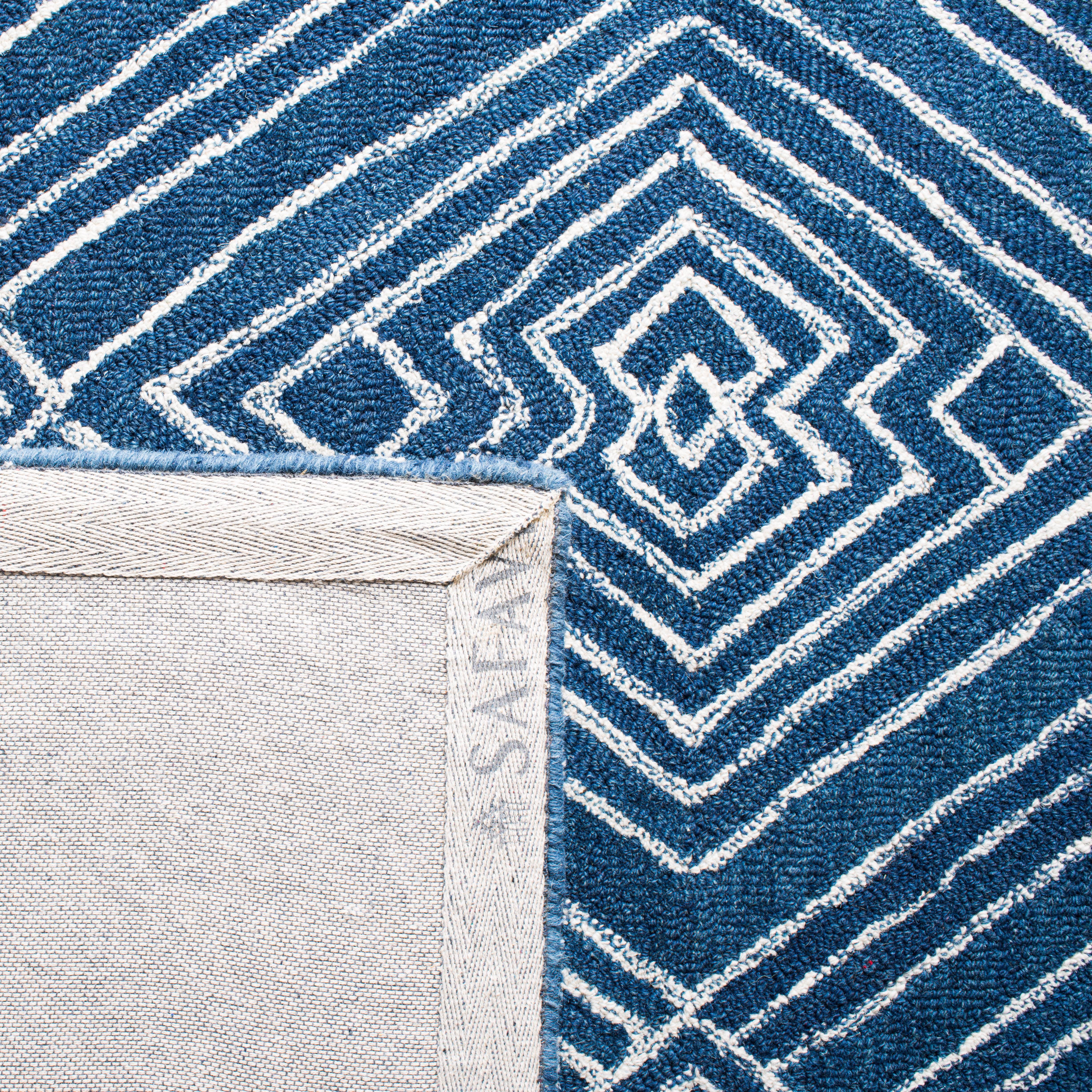 SAFAVIEH Micro-Loop Colton Geometric Area Rug, Navy/Ivory, 2'6" x 4'