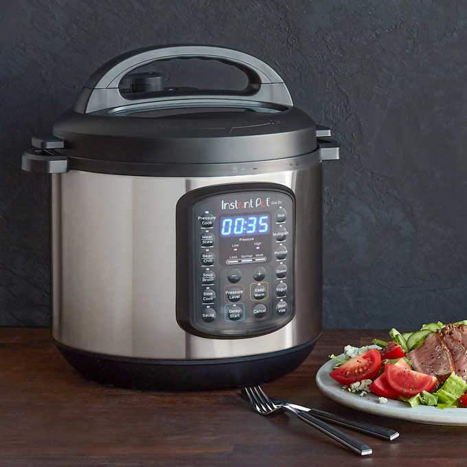 Instant Pot Duo 9-in-1 Sous Vide 5.7 L (6 qt.) Pressure Cooker