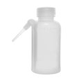 thumbnail image 1 of Frasco lavador EISCO de 250 ml - Polietileno - Translúcido irrompible - Tapón de rosca con pico hacia abajo para dispensar líquidos de laboratorio, 1 of 5
