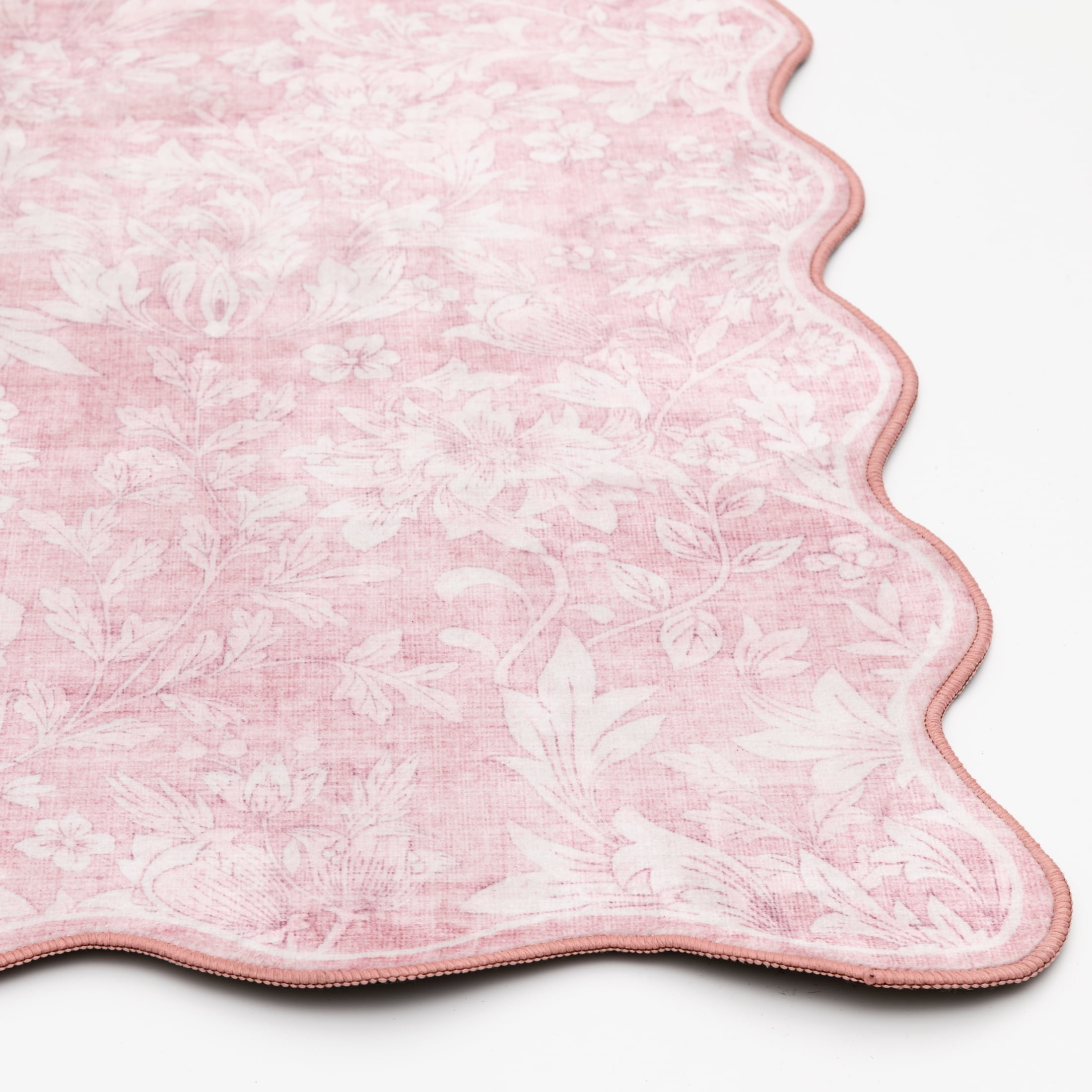 Mainstays Pink Feather Faux Fur Scalloped Indoor Accent Rug, 36"x56"