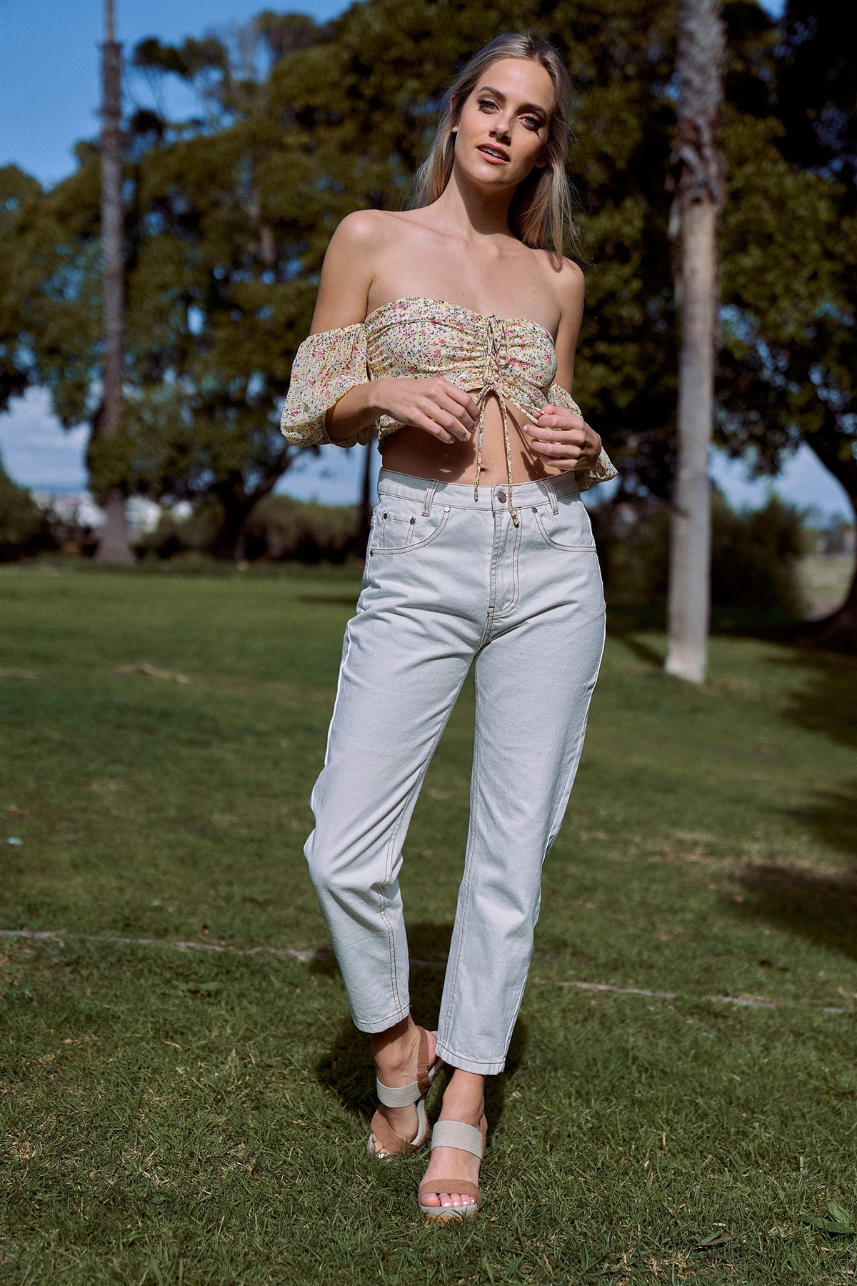 Off White With Brown Stitching Jeans M 