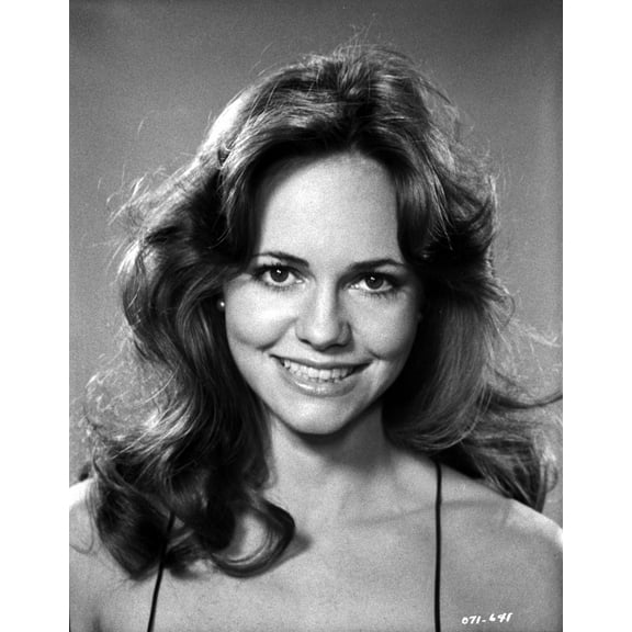 A portrait of Sally Field Photo Print (8 x 10)