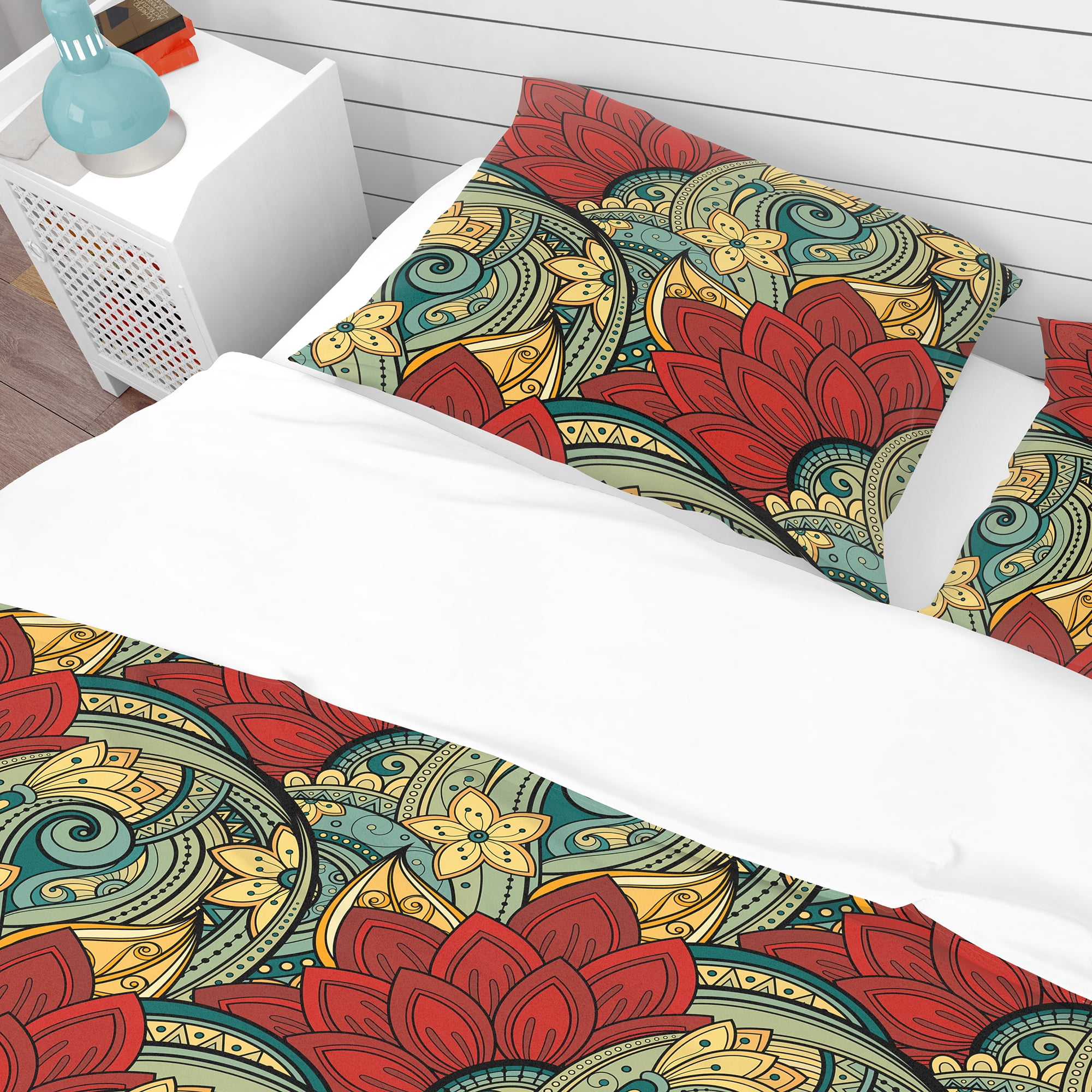 Designart 'Colorful Floral Pattern' Bohemian & Eclectic Duvet Cover Set