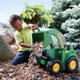 thumbnail image 2 of Camión volquete Sandbox de juguete John Deere Big Scoop con cargador, 21 cm, 2 of 4