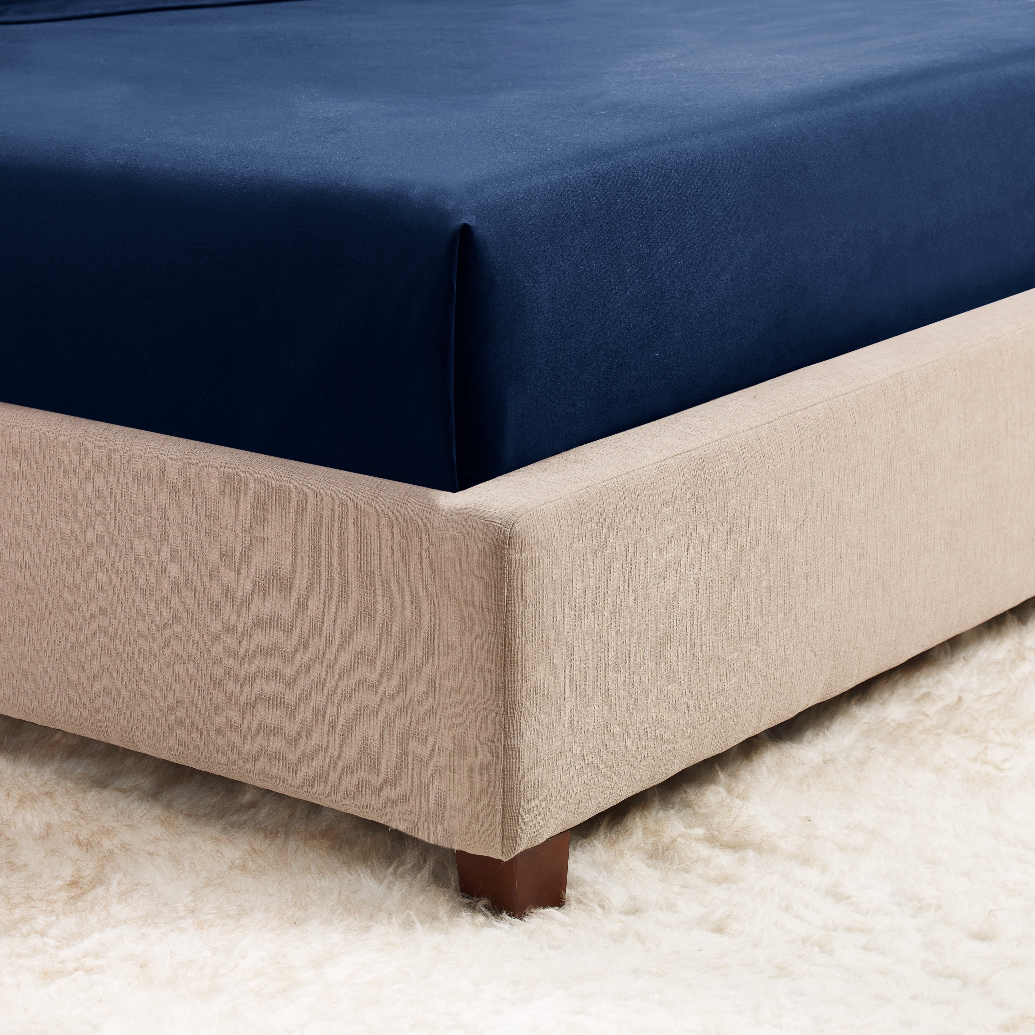 Hearth & Harbor Deep Pocket 4 Piece Solid Bed Sheet Set, 1800 Thread Count Microfiber Sheets, Full, Navy Blue