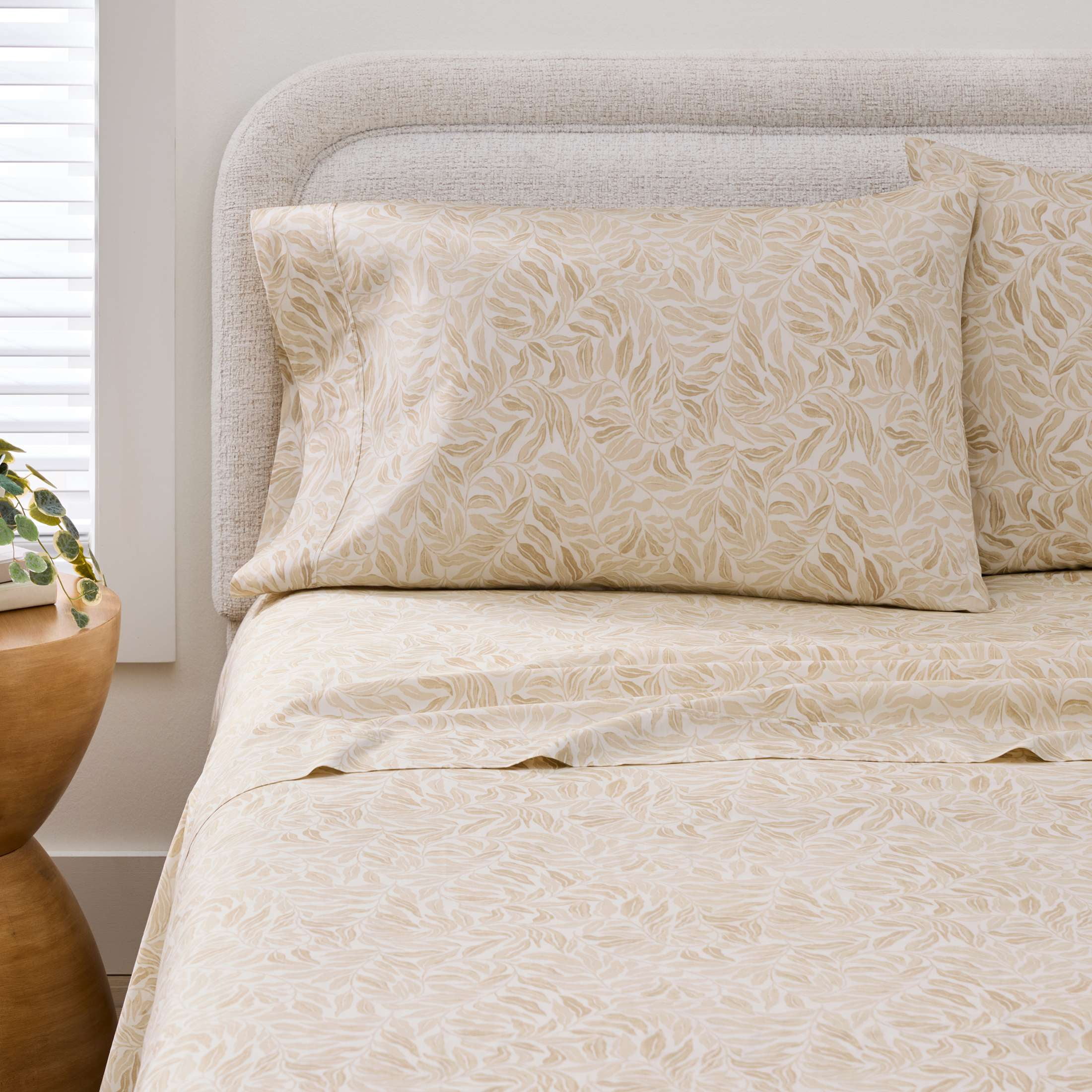 Better Homes & Gardens 2-Piece 300 Thread Count Cotton Percale Vierra Vine Beige Pillowcases, King