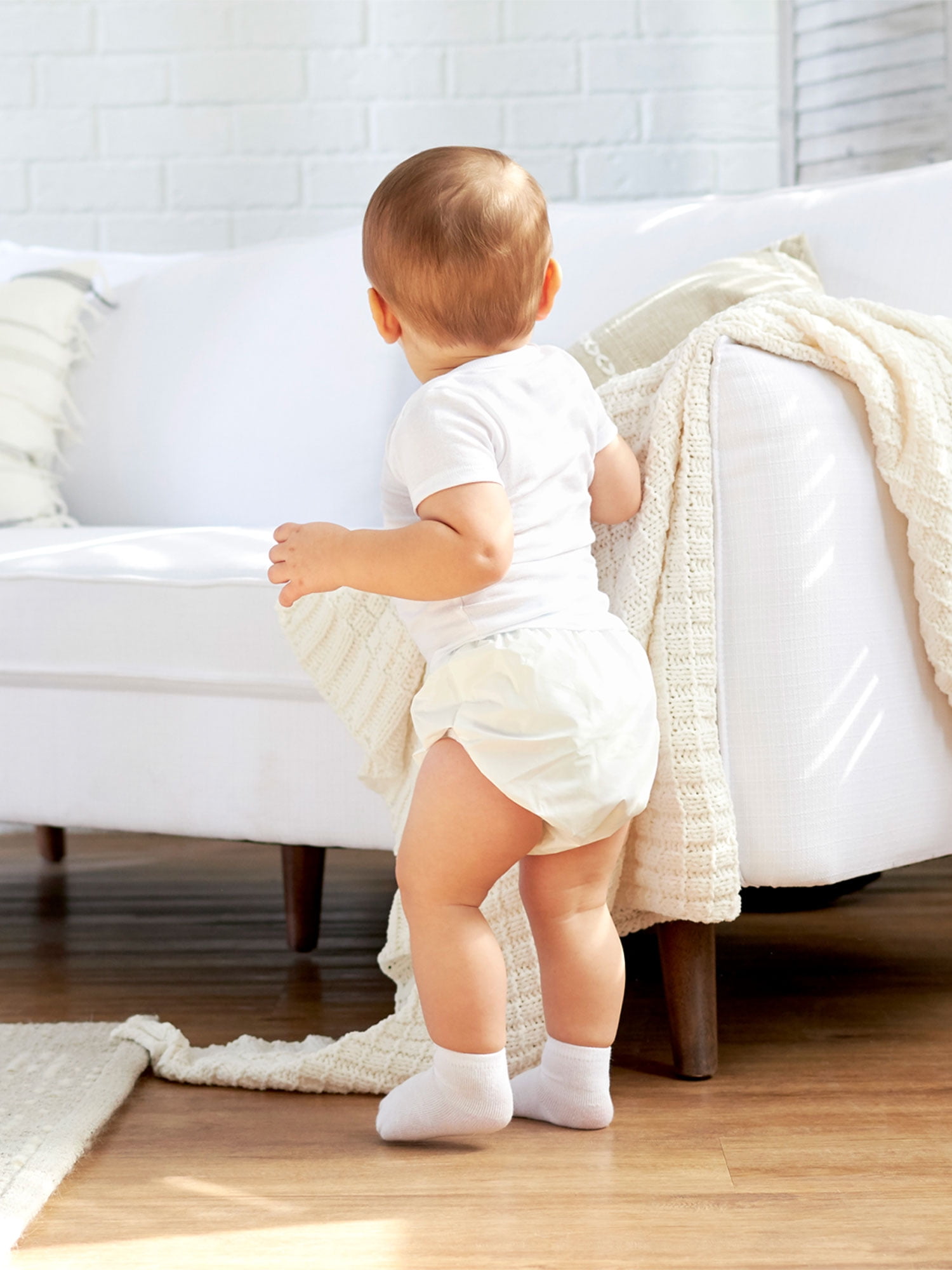 Gerber Baby Gender Neutral White Wiggle-Proof Jersey Socks, 4-Pack, Sizes 0/6 Months - 6/12 Months