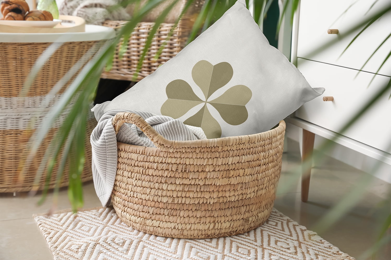 Simply Daisy 14" x 20" Modern, Contemporary St. Patrick's Day Polyester Decorative Lumbar Pillow