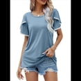thumbnail image 3 of Blusas Verano para Mujer con Mangas Pétalos, Camisetas Encaje Crochet con Cuello Redondo, Camisetas Casuales Holgadas Color Sólido, Camisetas Básicas Tipo Túnica. Azul Gris S, 3 of 10