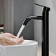 thumbnail image 2 of Mezcladora Para Lavabo de Baño - Caliente y Frío Llave Para Lavabo Baño, Grifo para lavabo de baño de Acero Inoxidable con 2 Mangueras. (Negro mate), 2 of 7