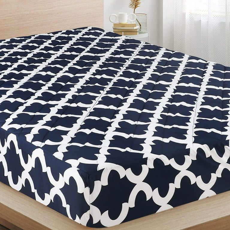 Washable Utopia Bedding Quilted Fitted Mattress Pad Microfiber Waterproof Mattress  Protector