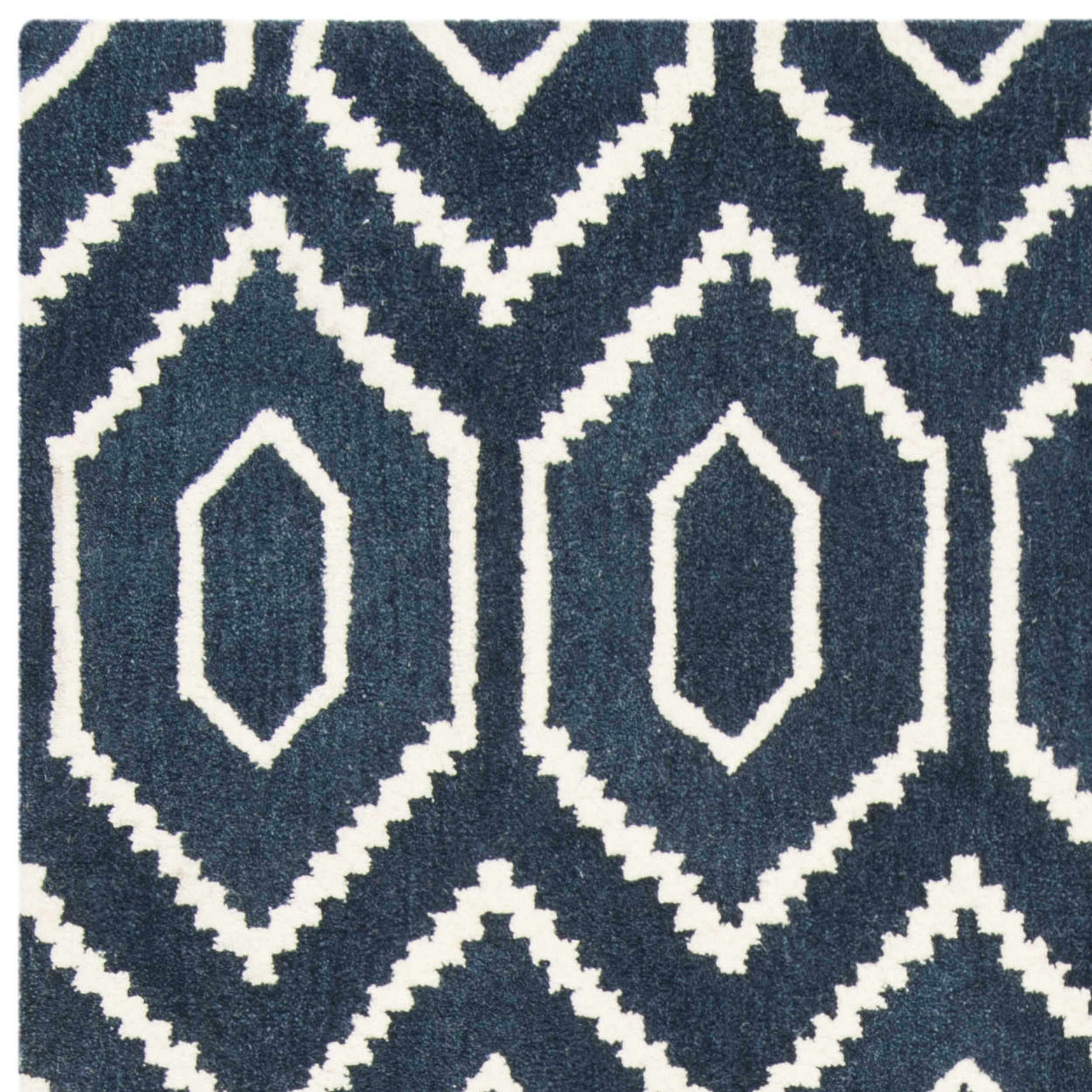 SAFAVIEH Himalaya Diarmait Geometric Wool Area Rug, Navy/Ivory, 3' x 5'
