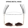 thumbnail image 4 of Las gafas de sol retro de metal con forma de corazón con LENTES POLARIZADAS HD y TECNOLOGÍA CON CLASIFICACIÓN UV400, pueden reducir eficazmente el deslumbramiento reflejado en carreteras, cu, 4 of 5