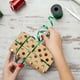 thumbnail image 4 of Rollo de papel kraft vintage para regalo navideño | Papel de regalo marrón para fiestas | 118 x 17 pulgadas | Papel resistente al desgarro para regalos y manualidades festivas, 4 of 5