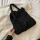 thumbnail image 3 of Bolsos de diseño de lujo para mujer 2022 invierno lana tejer el bolso de mano Moda Bolso de hombro para mujer Monederos de mujer bolso de mensajero, 3 of 5