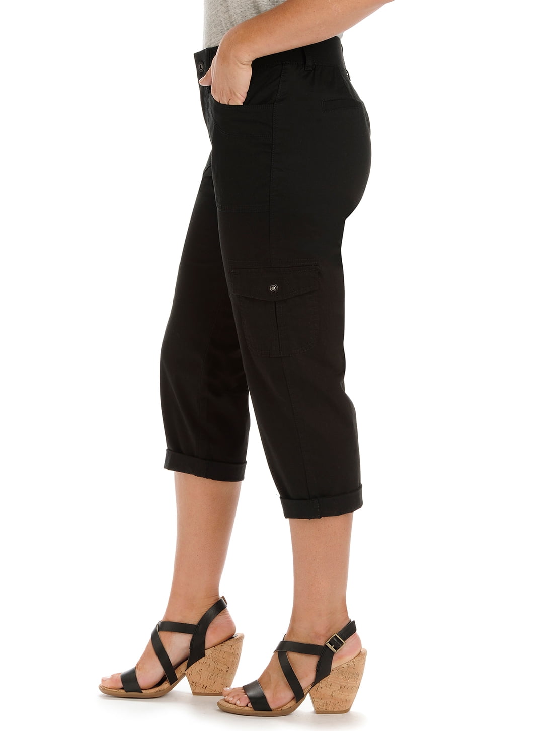 Lee Women's Relaxed Fit Austyn Cargo Capri Pant - Black, Black, 14 -  Walmart.com