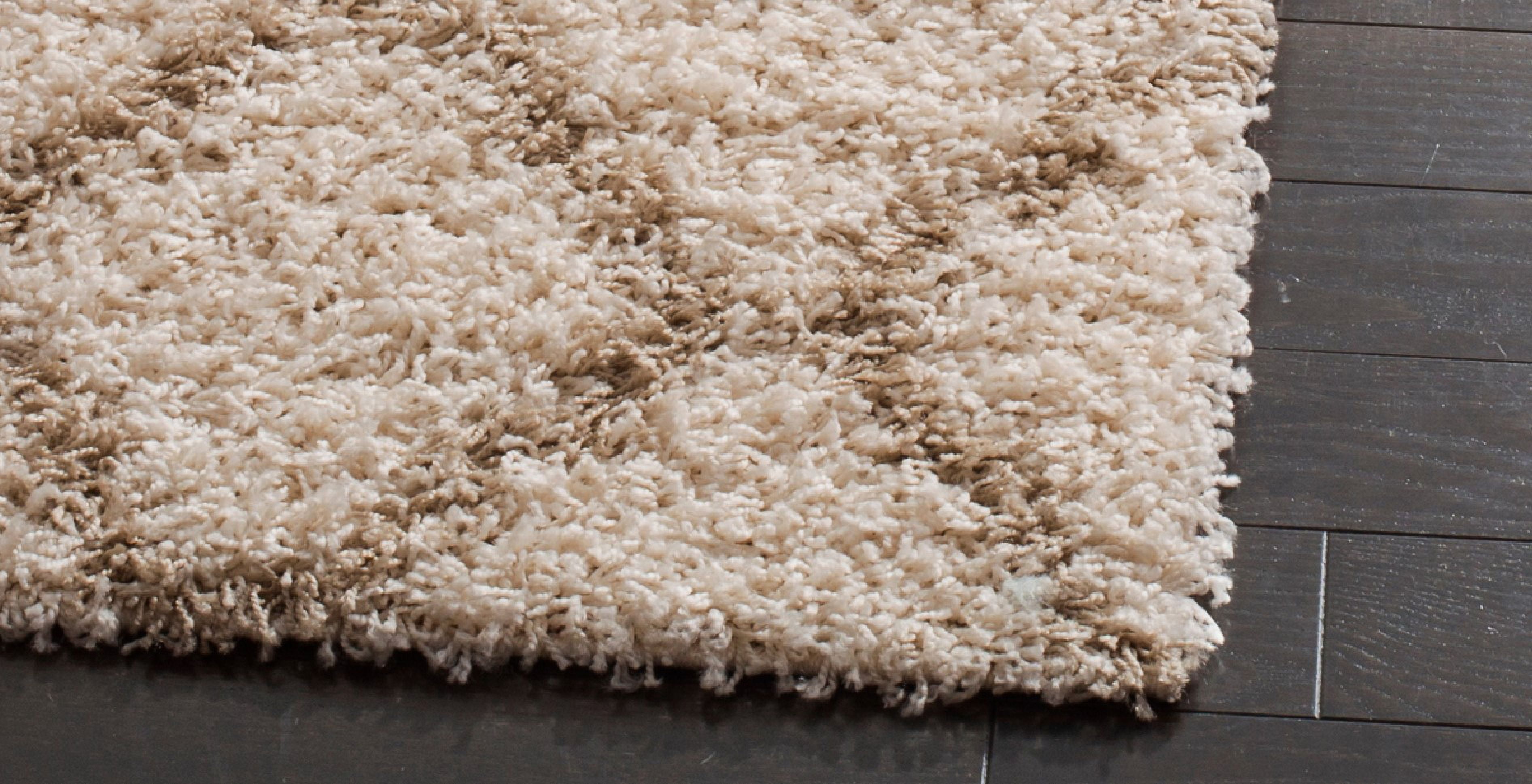 SAFAVIEH Daley Geometric Plush Shag Area Rug, Ivory/Beige, 4' x 4' Square
