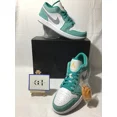 thumbnail image 1 of Ni - ke Ni - ke Air Jordan 1 Low SE New Emerald/Taxi-White Men 10 DN3705-301, 1 of 5