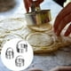 thumbnail image 4 of Cortadores de galletas clásicos (acero inoxidable, juego de 3), 4 of 5