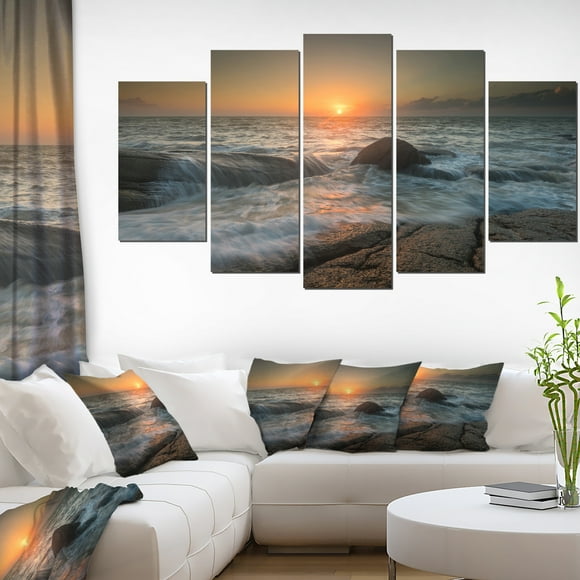 Lashing Sea Waves At Sunset - Beach Photo Canvas Print
