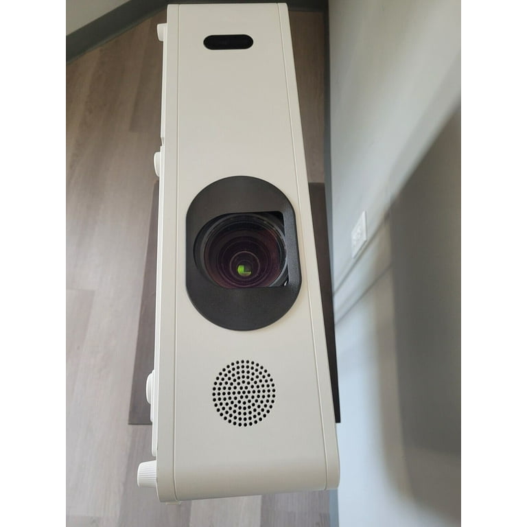 Hitachi CP WU5500 - WUXGA 3LCD Projector With Stereo Hitachi CP WU5500 - WUXGA 3LCD Projector With Stereo