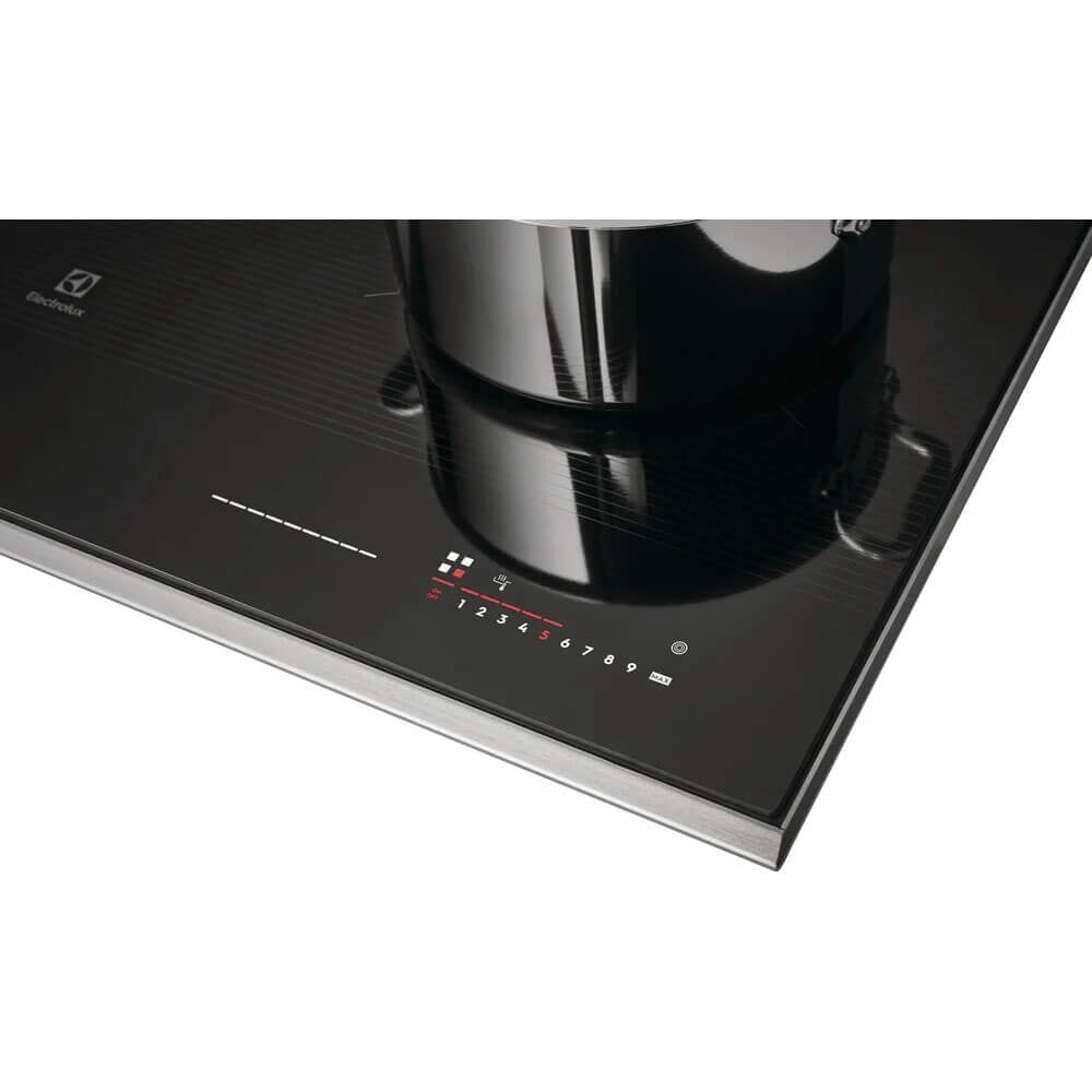 Electrolux ECCI3068AS 30 inch Stainless 4-Burner Induction Cooktop
