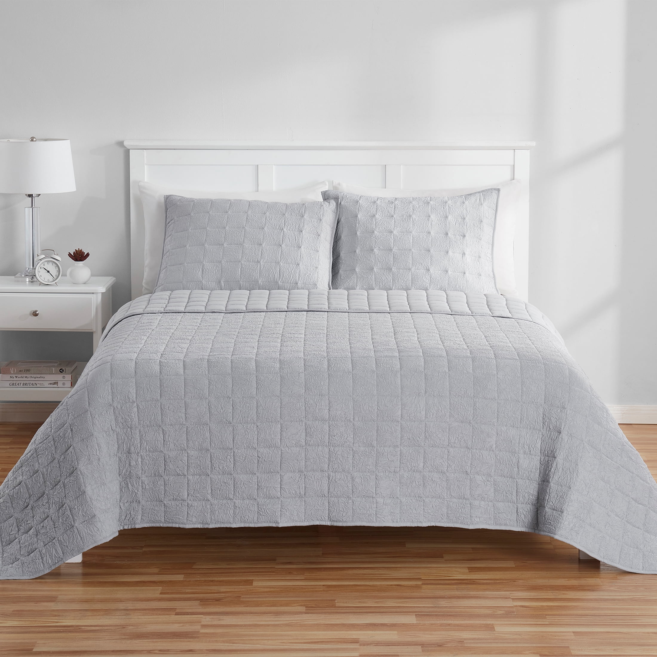 Mainstays Solid Textured Box Crinkle Quilted Pillow Sham, Silver, King, Soft Wash, 2 Pack, All Ages