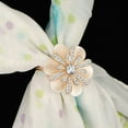 thumbnail image 3 of Qarigey Lindo gotas perla Camelia en forma de bufanda tricíclica chal hebilla broches Ropa, zapatos y accesorios Miscelánea Negro flor, 3 of 6