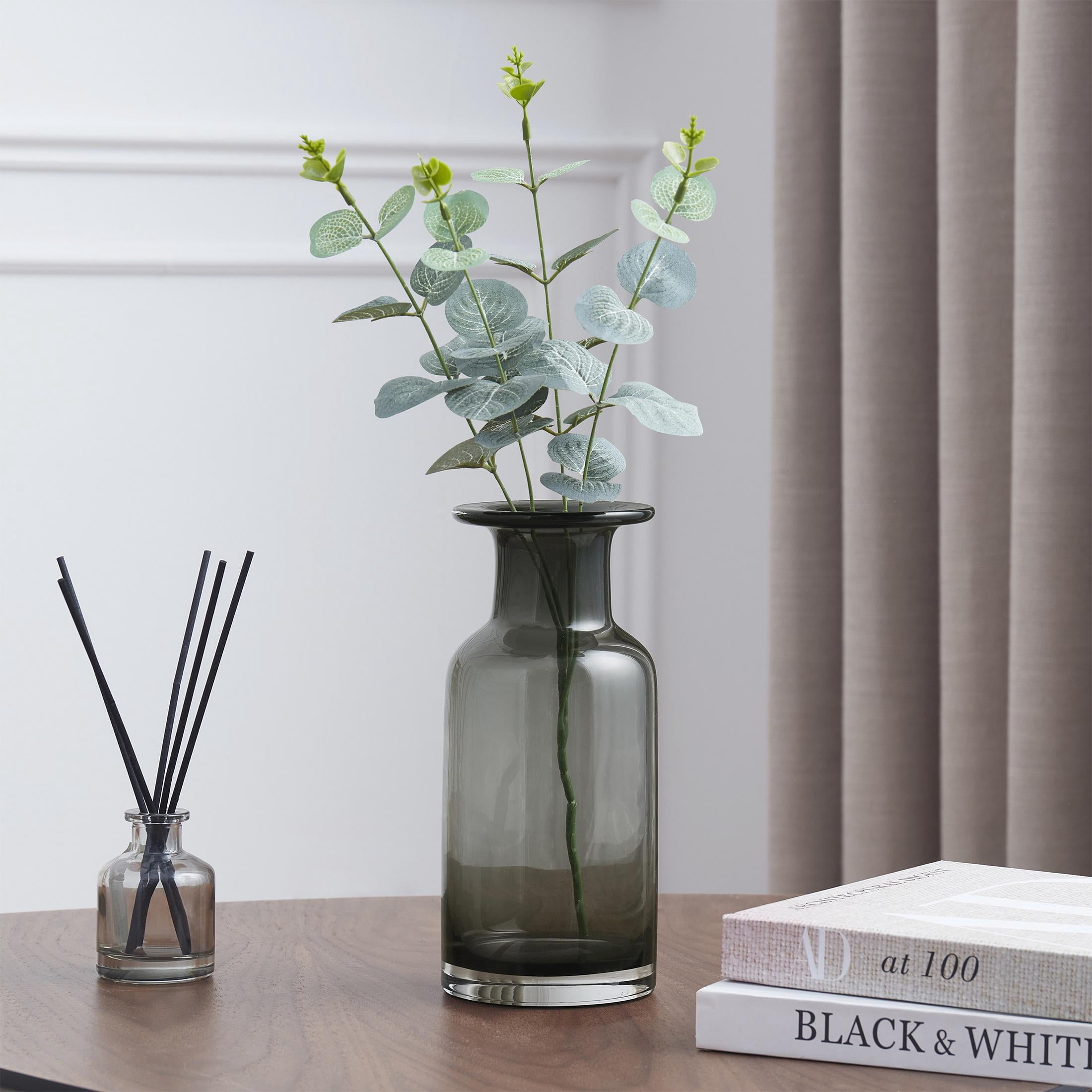 Mainstays 8 in Smoked Black Glass Indoor Vase